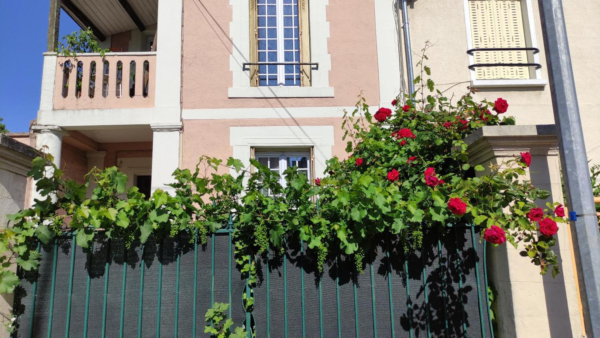 Maison Des Peupliers 邦迪 外观 照片